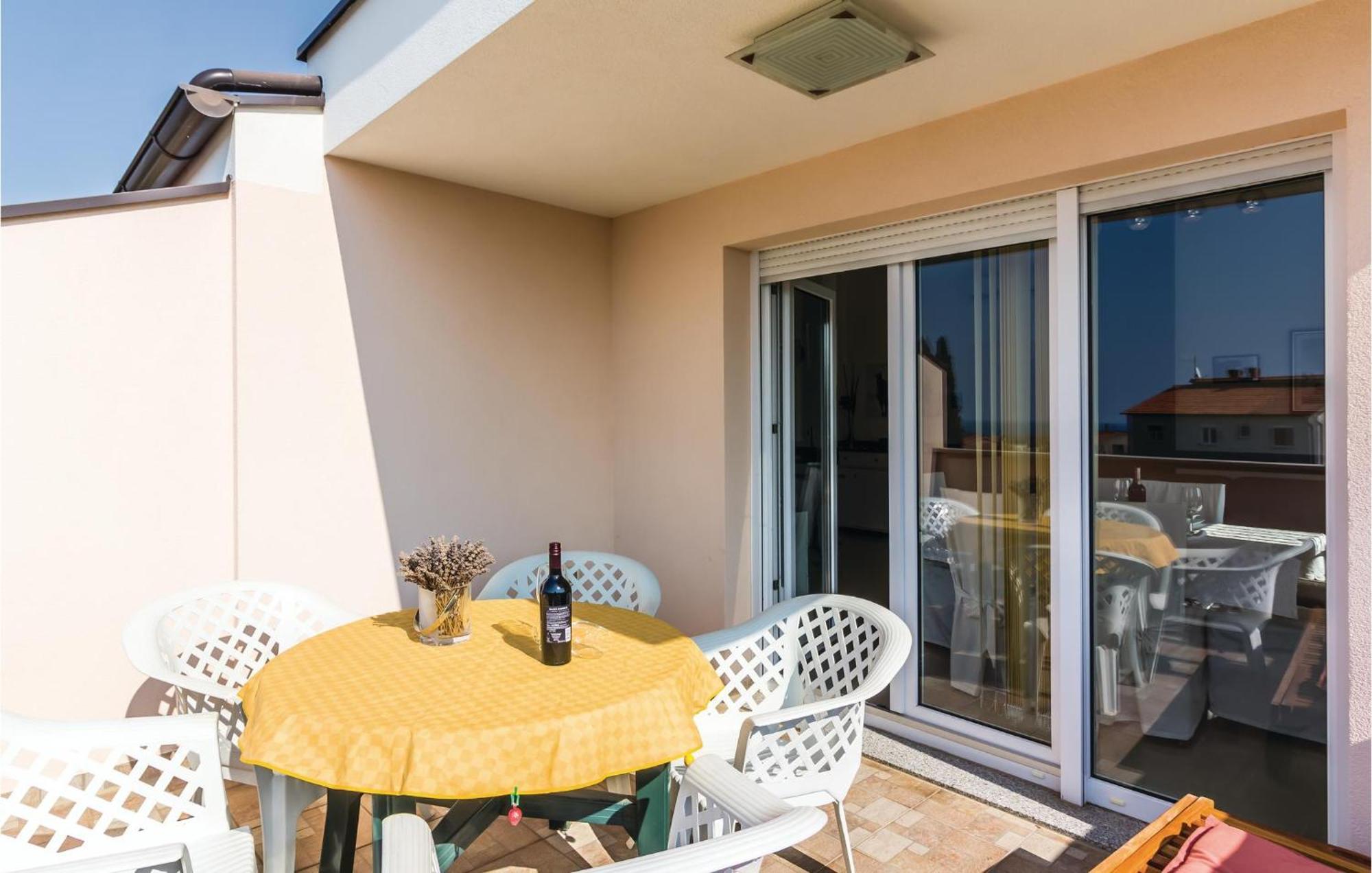 Stunning Apartment In Fazana With House Sea View المظهر الخارجي الصورة
