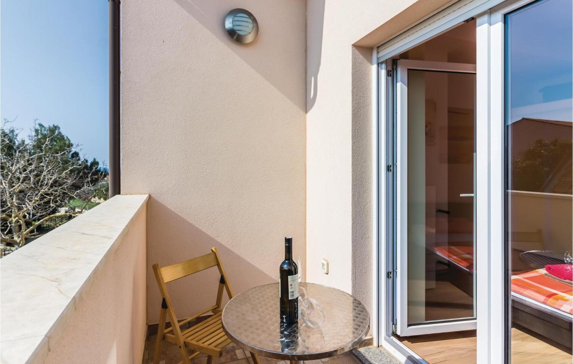 Stunning Apartment In Fazana With House Sea View المظهر الخارجي الصورة